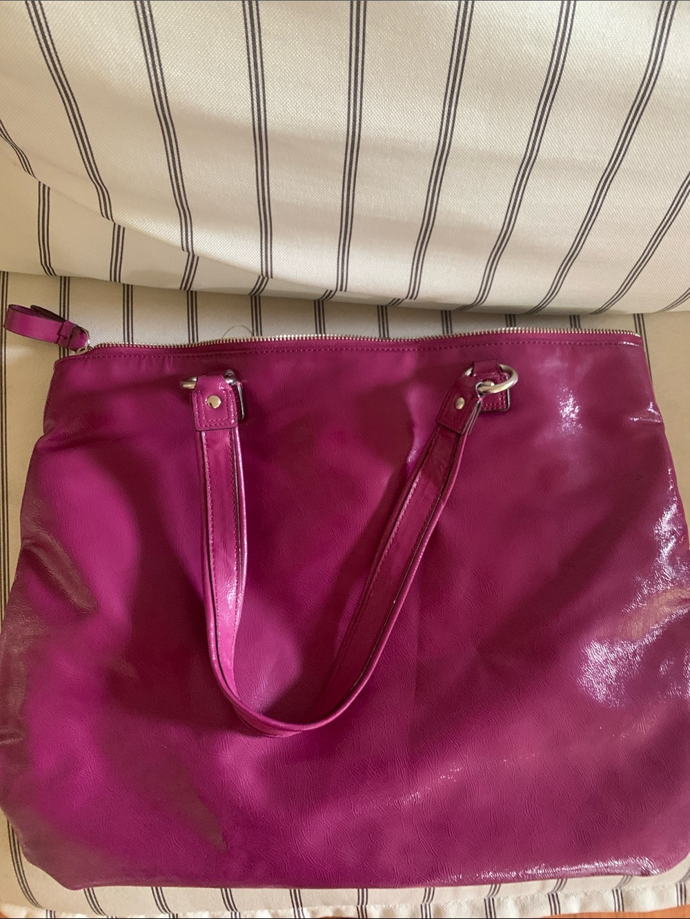 Coach Poppy Magenta Patent Leather Tote with Zip Pocket - Picture 5 of 5